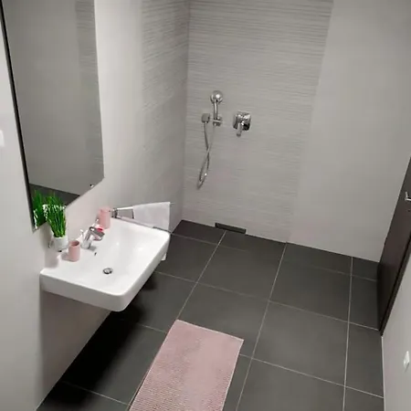 Apartman A Friendly Adventure * Podstrana
