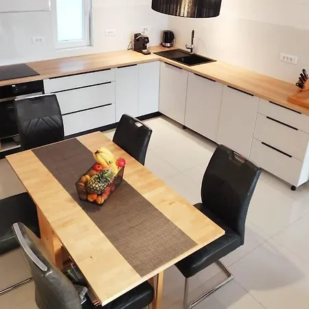 Apartman A Friendly Adventure *